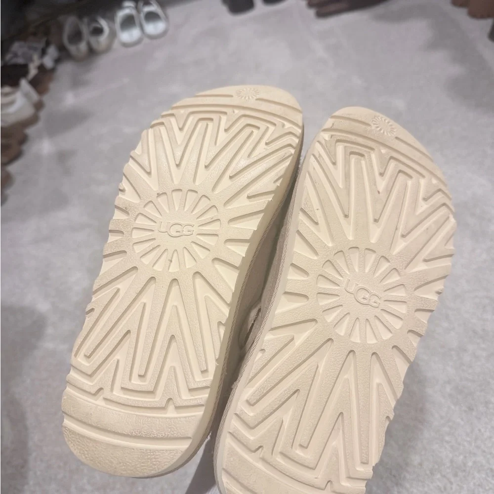 UGG clogs - Picture 4 of 4